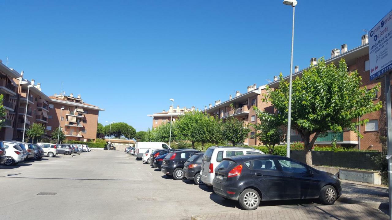 Casina Carina Carina Apartamento Nettuno Exterior foto